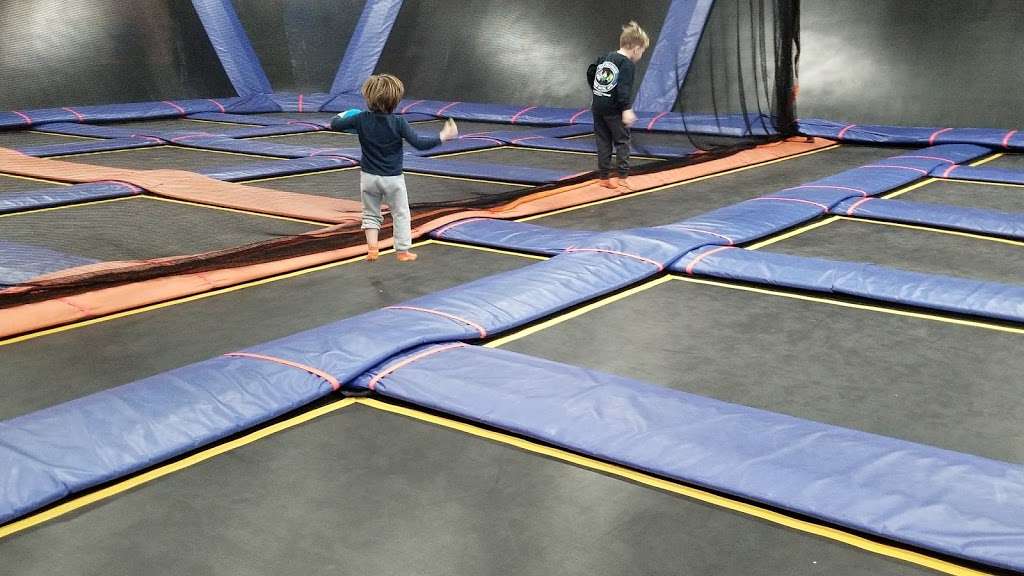 Sky Zone Trampoline Park | 1001 New Hampshire Ave, Lakewood Township, NJ 08701, USA | Phone: (609) 398-4759