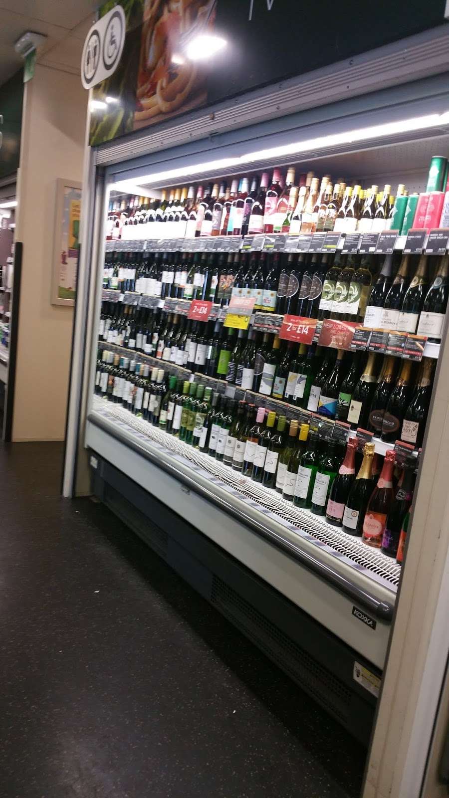 Marks & Spencer Gatwick BP | Ring Rd N, Gatwick BP, (A23), Horley, Gatwick RH6 0NN, UK