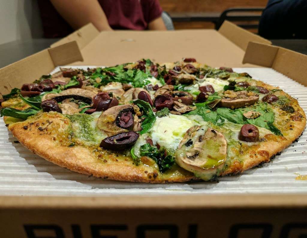 Pieology Pizzeria | 5620 Del Sol Dr, Arvin, CA 93203, USA | Phone: (661) 858-2689