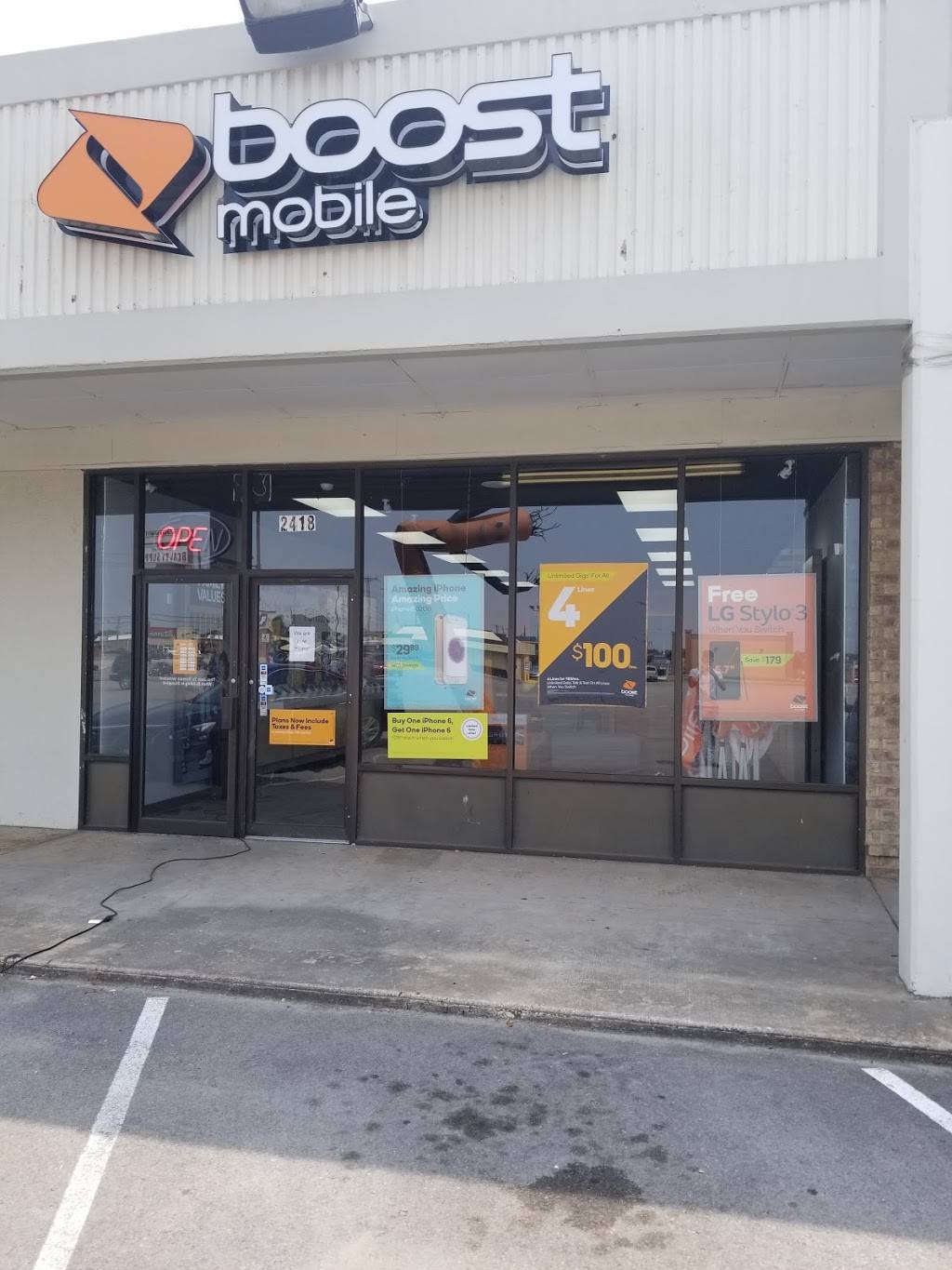 Boost Mobile | 2418 S Collins St, Arlington, TX 76014, USA | Phone: (682) 204-3668