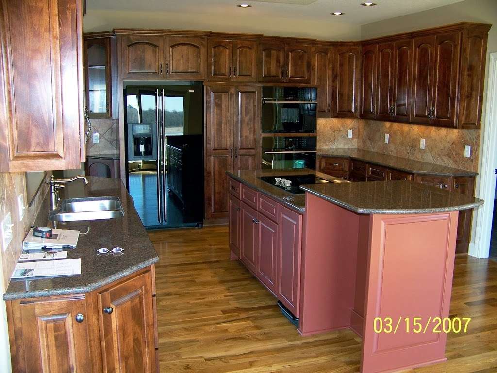 Pemberton Cabinets | 226 Cedarlane Dr, Wellsville, KS 66092, USA | Phone: (913) 271-6920