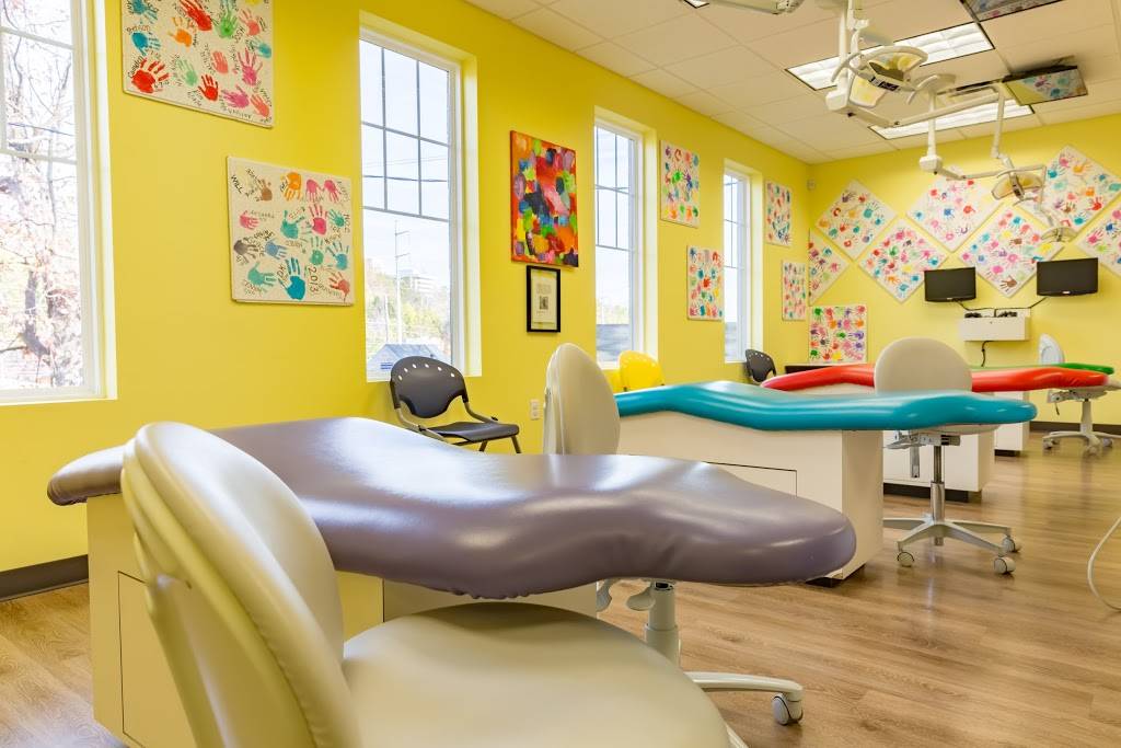 Dr. Clark Thomas, Pediatric Dentistry | 721 Montclair Rd, Birmingham, AL 35213, USA | Phone: (205) 879-6150