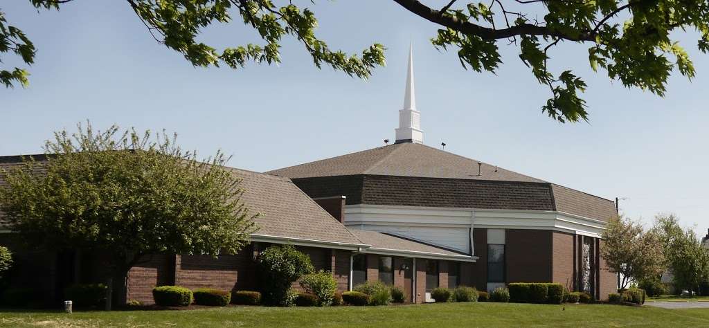 Lighthouse Baptist Church | 6950 E Raymond St, Indianapolis, IN 46239, USA | Phone: (317) 359-4275