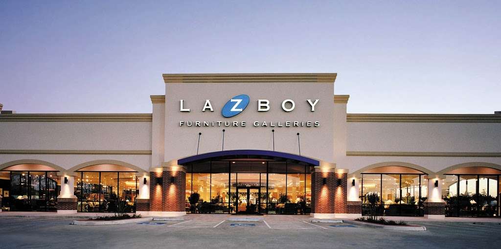 La-Z-Boy Furniture Galleries | 2875 Santa Rosa Ave, Santa Rosa, CA 95407, USA | Phone: (707) 525-0569