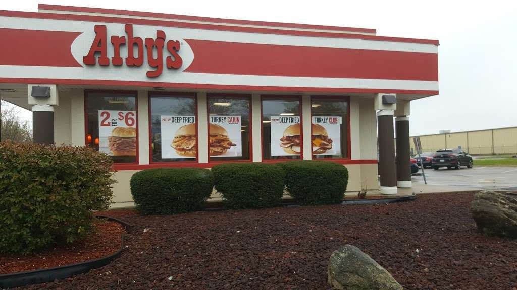 Arbys | 2000 Sycamore Rd, DeKalb, IL 60115, USA | Phone: (815) 748-4900