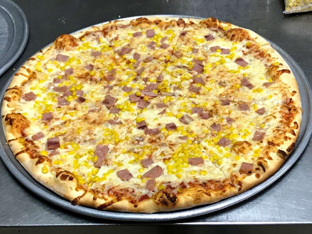 Real New York Pizza | 1137 W Columbia Ave, Kissimmee, FL 34741, USA | Phone: (407) 847-0333