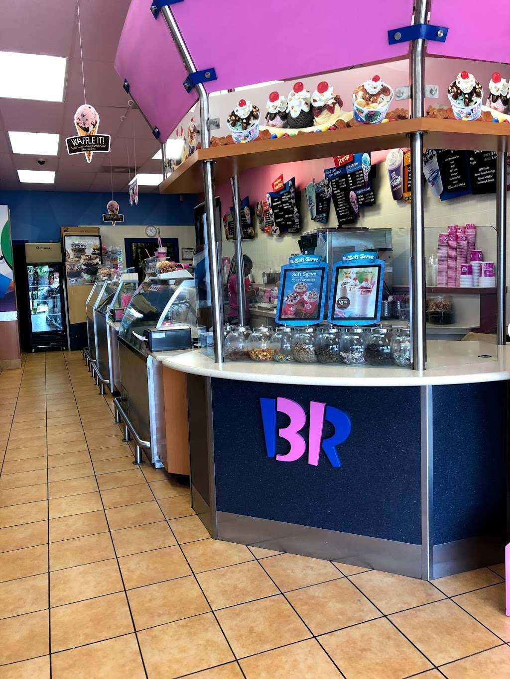 Baskin-Robbins | 7001 Manchester Blvd H, Alexandria, VA 22310 | Phone: (703) 921-5330