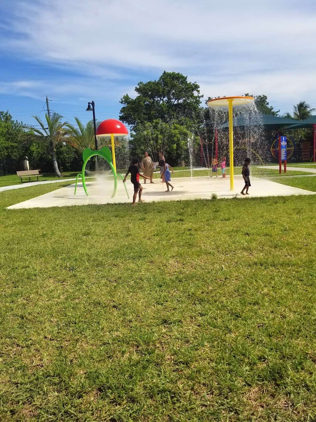 Mickel Park | 2675 NW 7th Ave, Wilton Manors, FL 33311, USA | Phone: (954) 390-2130