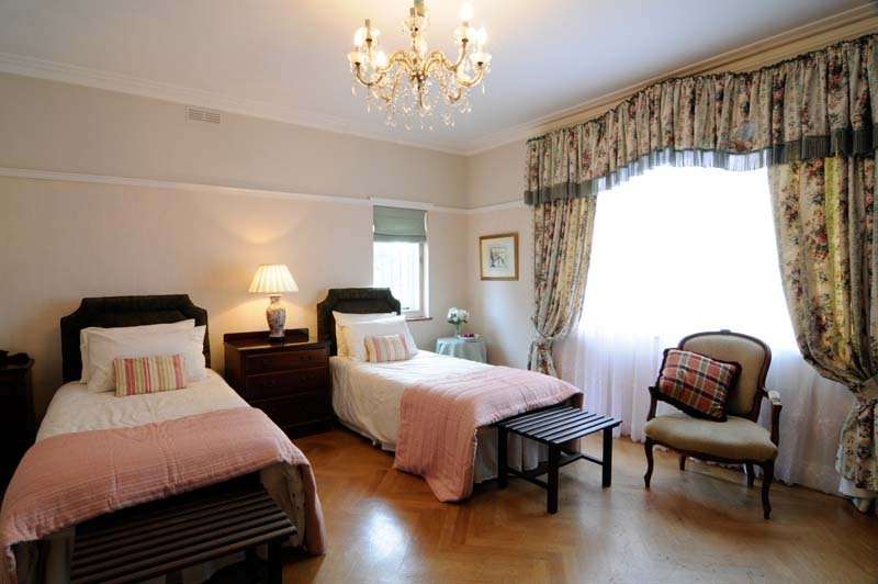 Ardra Guest House | 108 Foxley Ln, Purley CR8 3NB, UK | Phone: 020 8668 4483