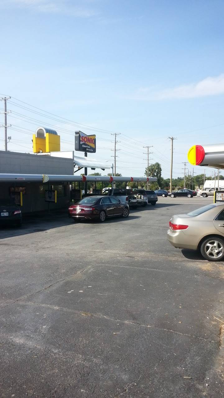 Sonic Drive-In | 4904 E Admiral Pl, Tulsa, OK 74115, USA | Phone: (918) 836-1511