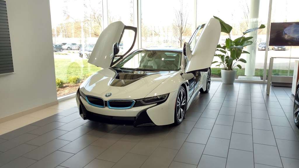 Fields BMW Northfield | 700 Frontage Rd, Northfield, IL 60093, USA | Phone: (847) 441-5300