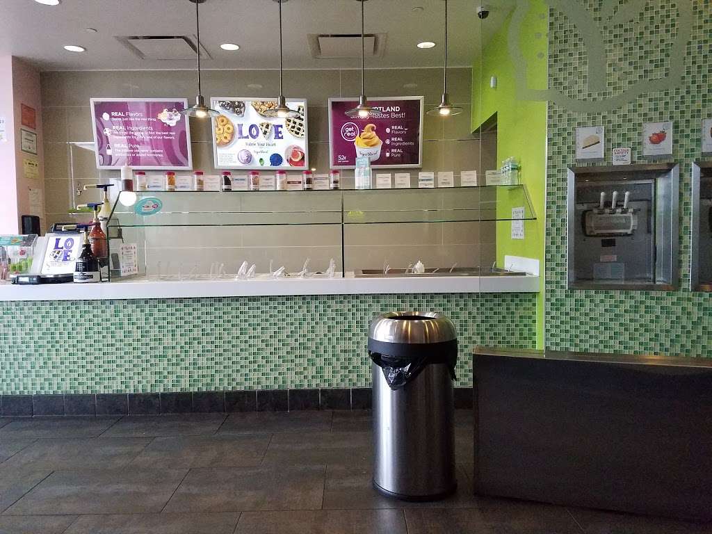 Yogurtland | 141 Marketplace Blvd, Hamilton Township, NJ 08691, USA | Phone: (609) 585-6000