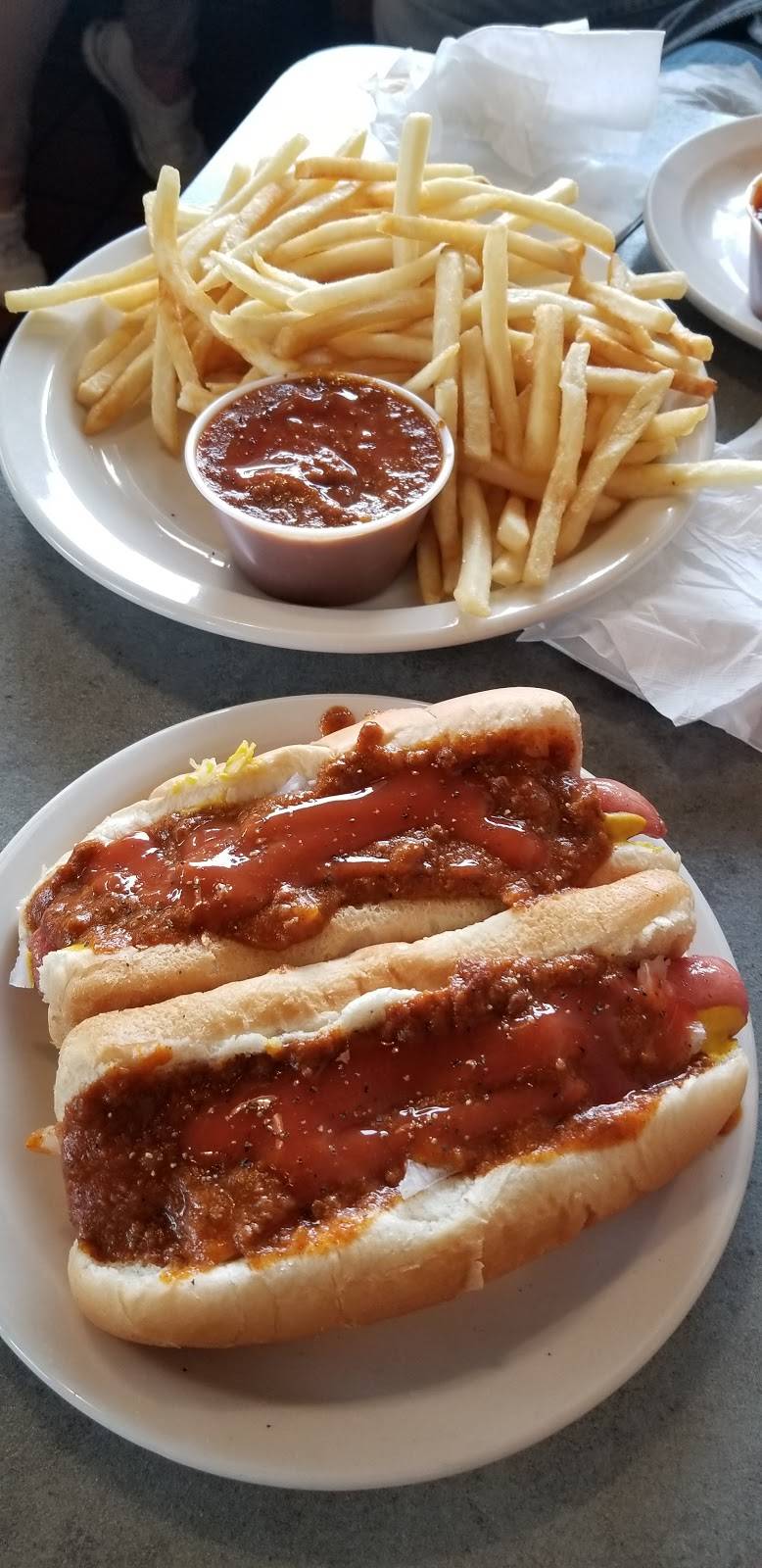 Zorbas Texas Hots Inc | 5 Lee St, Depew, NY 14043, USA | Phone: (716) 685-4948