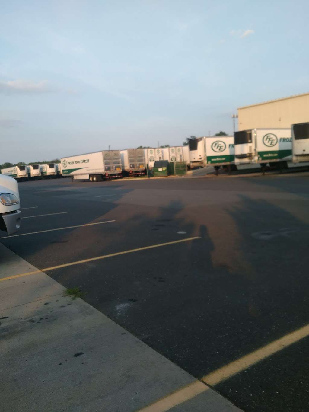 FFE Transportation Inc. | 700 Richards Run, Burlington, NJ 08016, USA | Phone: (609) 239-2533