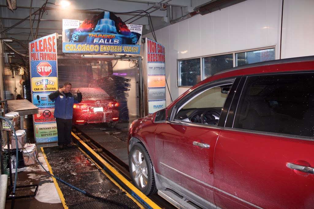 Colorado Express Car Wash | 10406 Belle Creek Blvd, Henderson, CO 80640, USA | Phone: (303) 288-0447