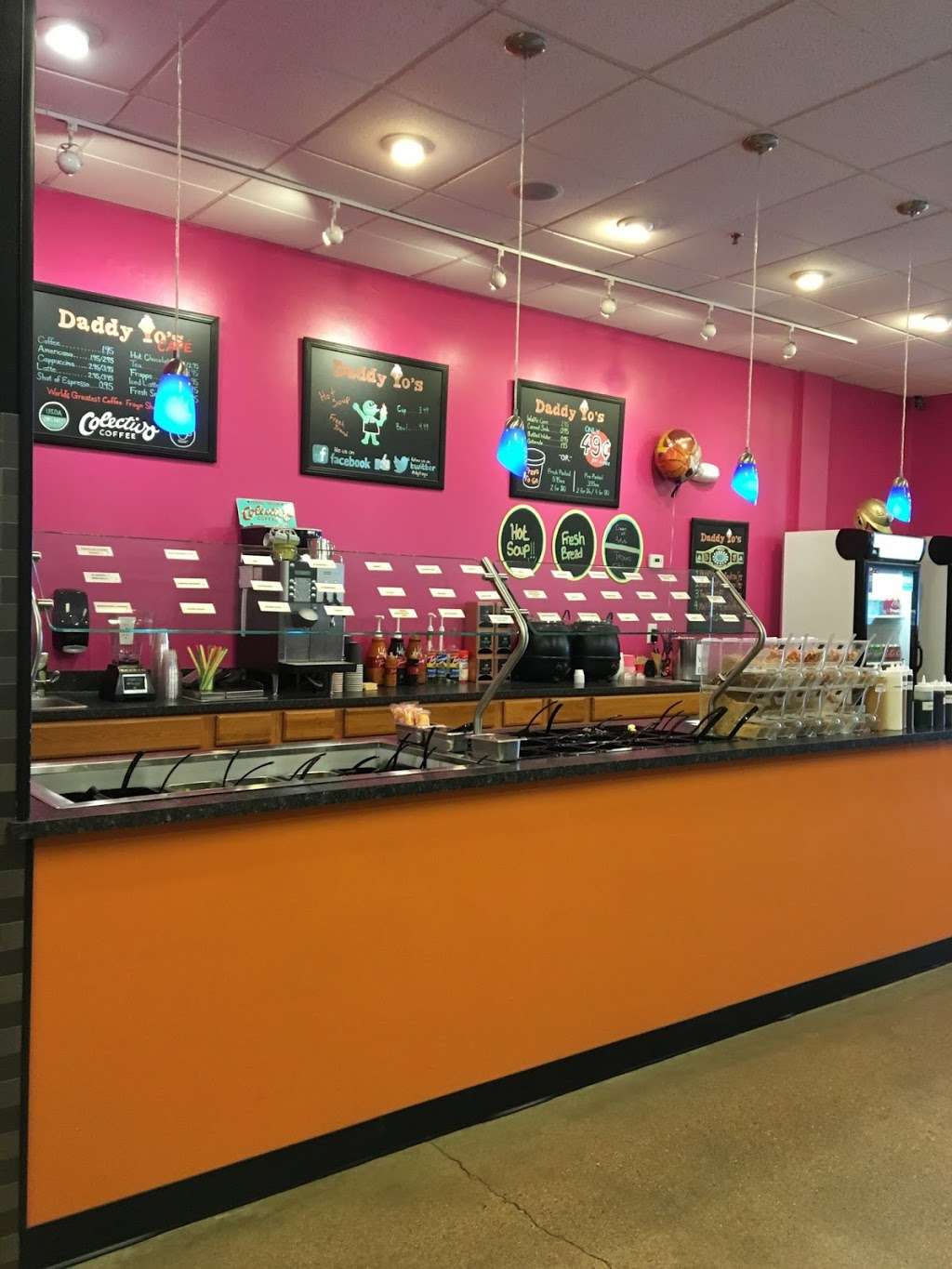 Daddy Yos Frozen Yogurt | 4874 S 74th St, Greenfield, WI 53220, USA | Phone: (414) 817-1100