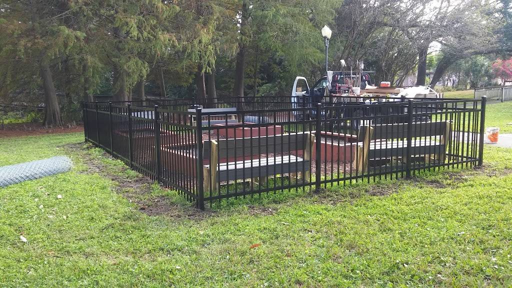 Reeves Terrace Neighborhood Center | 150 Mc Jordan Ave, Orlando, FL 32801, USA | Phone: (407) 246-4471