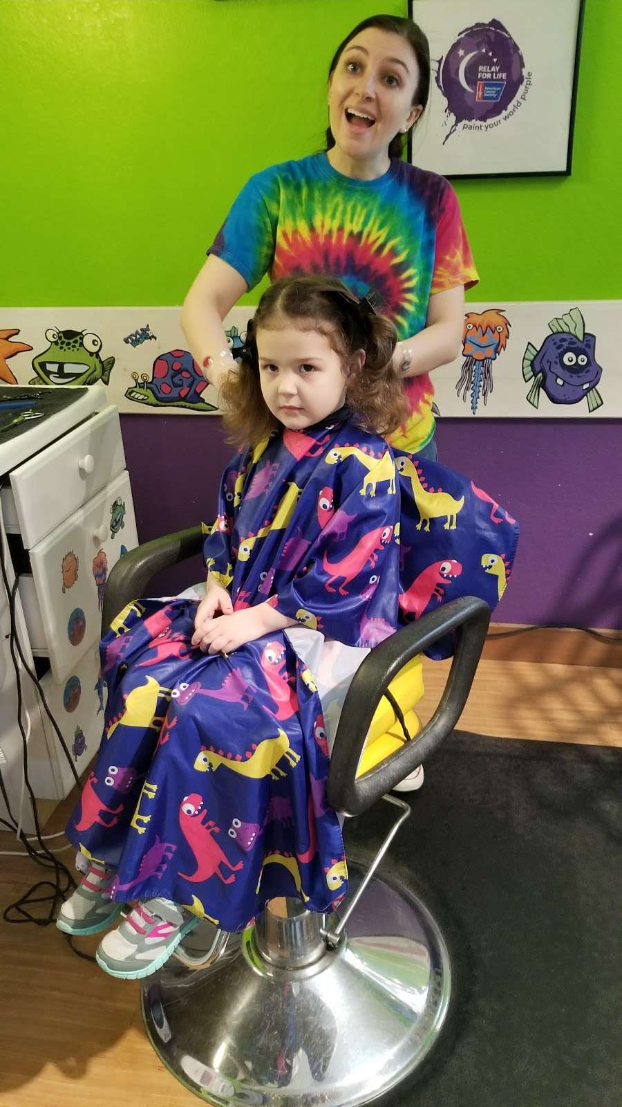 Stylin Kids Salon Mansfield | 22 Otis St, Mansfield, MA 02048, USA | Phone: (508) 339-5437