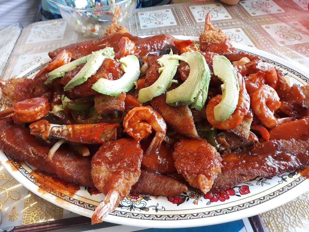 Mariscos La Jaiba | 1099 Sebastopol Rd, Santa Rosa, CA 95407, USA | Phone: (707) 595-1462