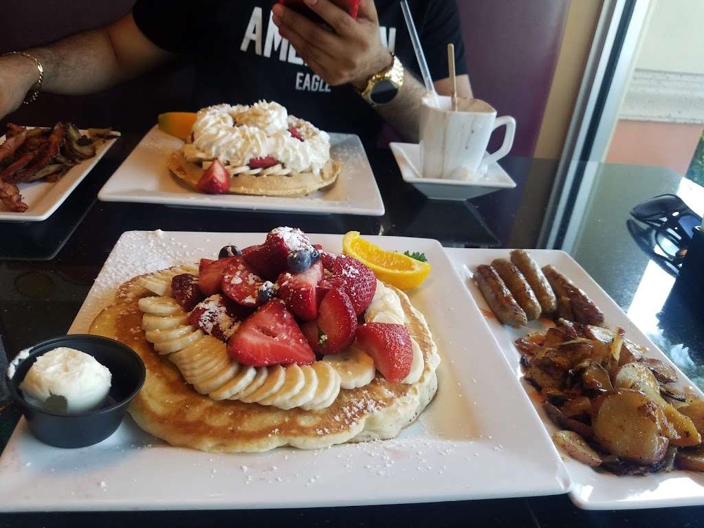 Kekes Breakfast Cafe | 10120 Forest Hill Blvd #190, Wellington, FL 33414, USA | Phone: (561) 444-2075