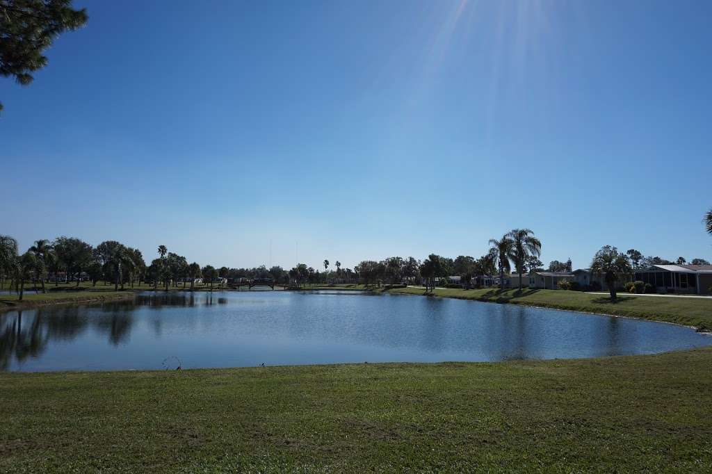 Tower Lakes Retirement Community | 1865 Tower Lakes Blvd, Lake Wales, FL 33859, USA | Phone: (866) 370-1581