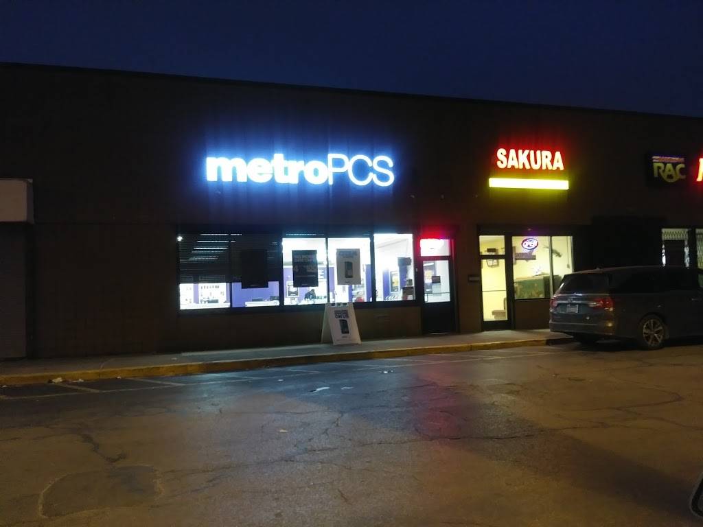 Metro by T-Mobile | 5853 Broadway Ave, Cleveland, OH 44127, USA | Phone: (216) 441-9822