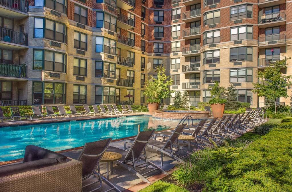 Riverbend at Port Imperial | 24 A Ave at Port Imperial, West New York, NJ 07093 | Phone: (201) 422-0286
