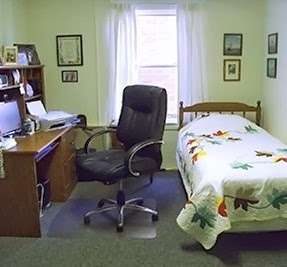 Barb City Manor Retirement Home | 680 Haish Blvd, DeKalb, IL 60115, USA | Phone: (815) 756-8444