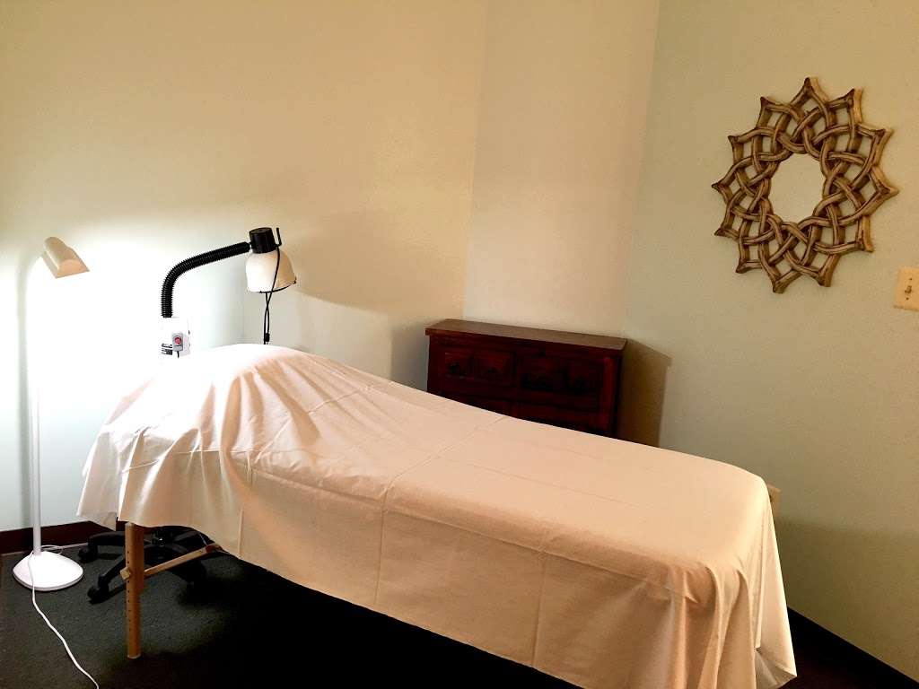 Glenwood Acupuncture and Healing Arts | 2465 MD-97 Suite 11, Glenwood, MD 21738 | Phone: (410) 489-9175