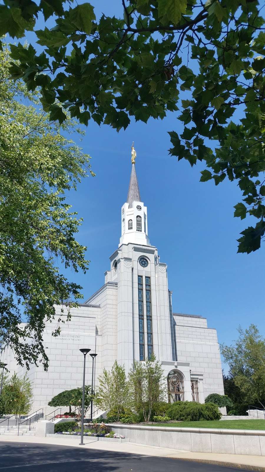 Boston Massachusetts Temple | 100 Hinckley Way, Belmont, MA 02478 | Phone: (617) 993-9993