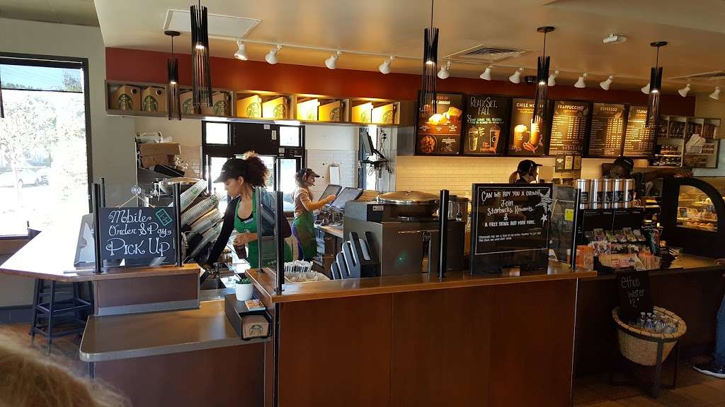 Starbucks | 3020 Lincoln Blvd, Santa Monica, CA 90405, USA | Phone: (310) 392-0134