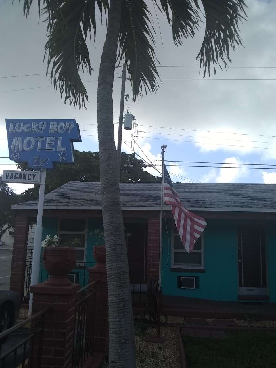 Lucky Boy Motel | 610 S Federal Hwy, Hollywood, FL 33020, USA | Phone: (954) 927-8259