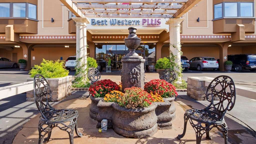 Best Western Plus Seville Plaza Hotel | 4309 Main St, Kansas City, MO 64111, USA | Phone: (816) 561-9600