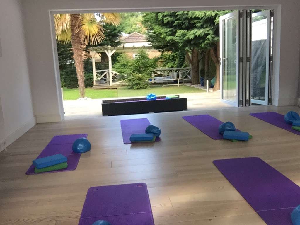 Group Pilates Reformer Classes | 20 Tower Gardens, Claygate, Esher KT10 0HB, UK | Phone: 07831 660713