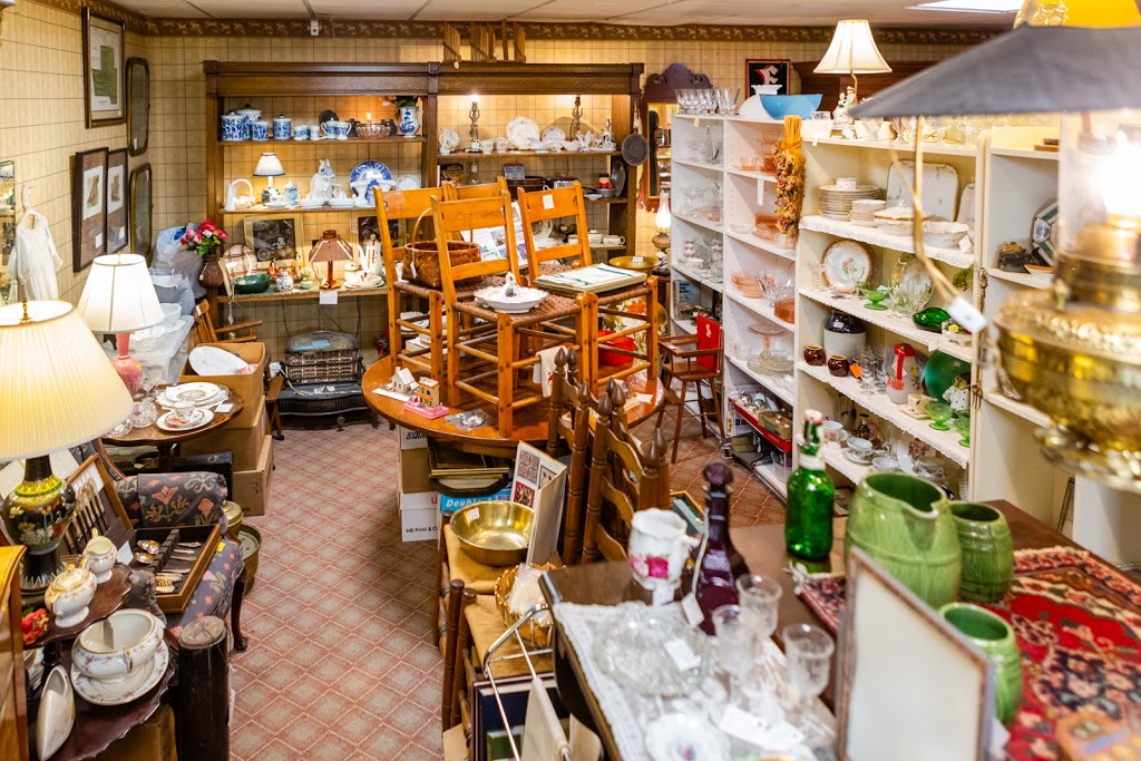 Wagon Wheel Antiques | 1399 Pittsburgh Rd, Valencia, PA 16059, USA | Phone: (724) 898-9974