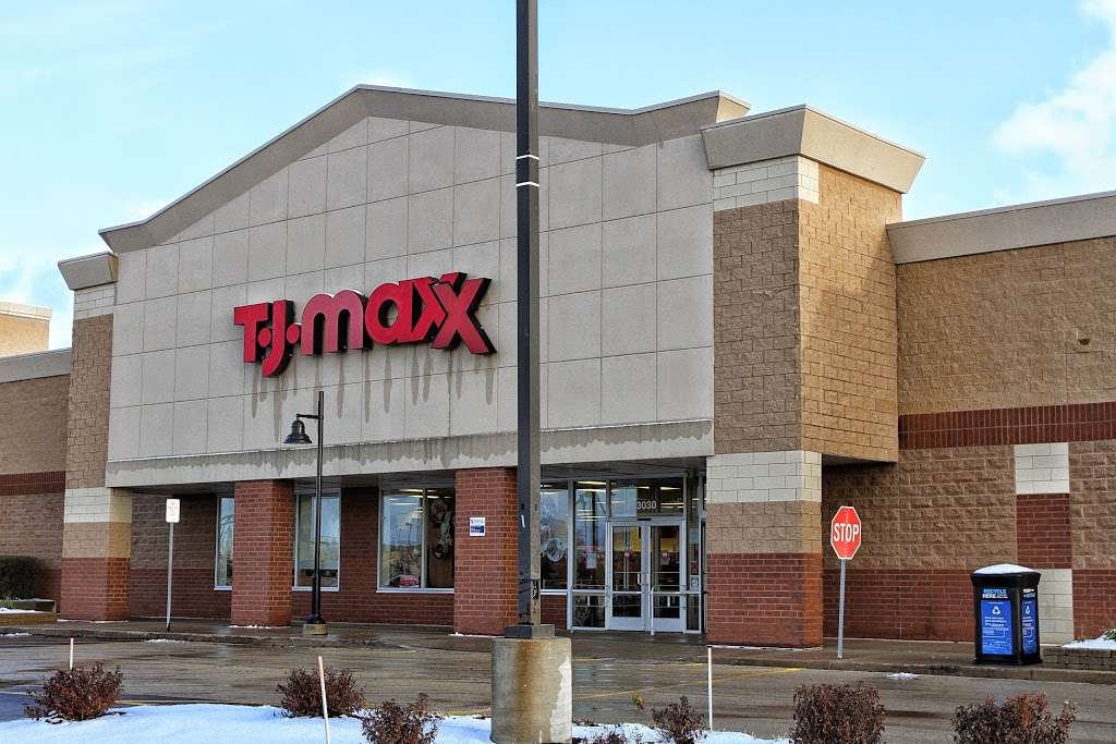 T.J. Maxx | 3030 US-34, Oswego, IL 60543, USA | Phone: (630) 554-4706