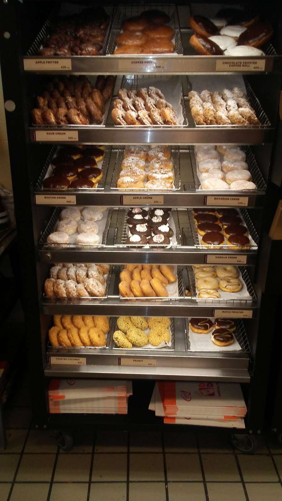 Dunkin Donuts | 3804 Kirkwood Hwy, Wilmington, DE 19808, USA | Phone: (302) 998-1600