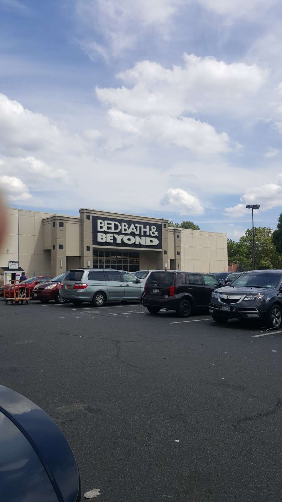 Bed Bath & Beyond | 72-15 25th Ave, East Elmhurst, NY 11370, USA | Phone: (718) 429-9438