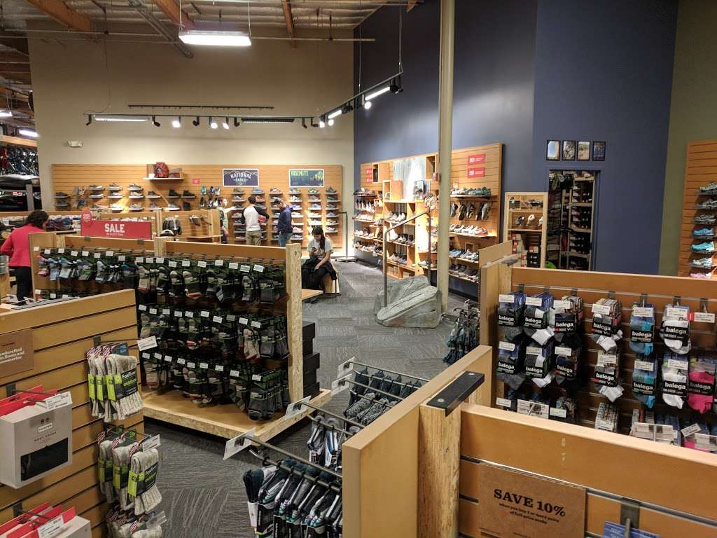 REI | 400 El Paseo de Saratoga, San Jose, CA 95130, USA | Phone: (408) 871-8765