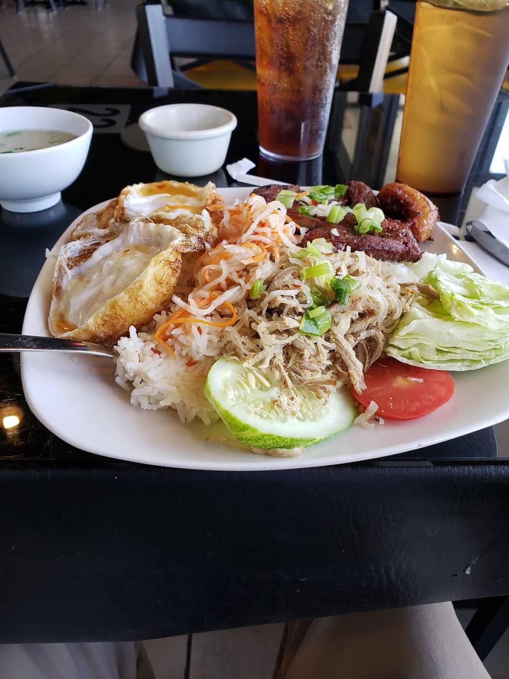 Saigon Bistro | 3123 E Pawnee St, Wichita, KS 67211, USA | Phone: (316) 683-0035