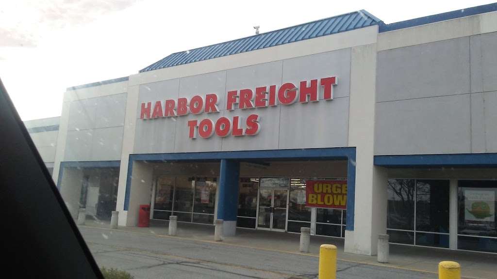 Harbor Freight Tools | 4200 S East St, Indianapolis, IN 46227, USA | Phone: (317) 788-7970