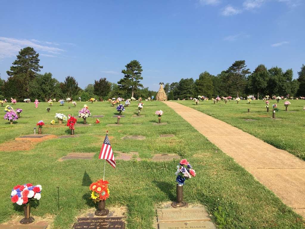 Iredell Memorial Park | 2304 Shelton Ave, Statesville, NC 28677, USA