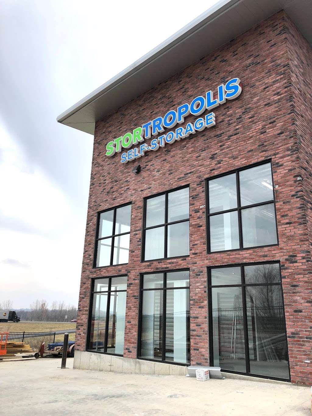 StorTropolis Self-Storage - Brighton | 8340 N Brighton Ave, Kansas City, MO 64119, USA | Phone: (816) 420-3073