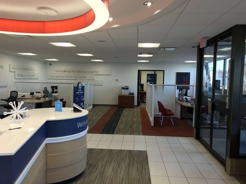 Capital One Bank | 321 NJ-440, Jersey City, NJ 07305, USA | Phone: (201) 420-2992