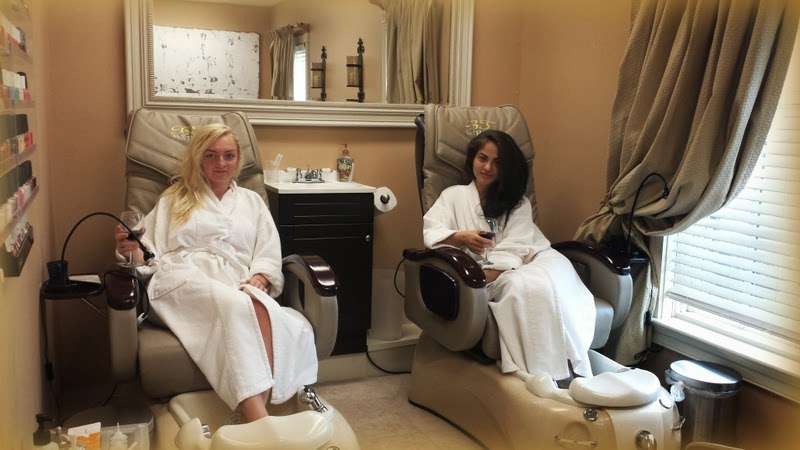 Radiance Spa | Bucks Club, 2600 York Road, Jamison, PA 18929, USA | Phone: (215) 343-0350 ext. 6