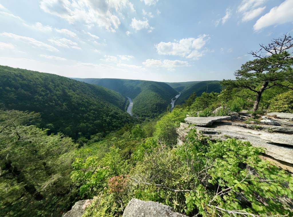 Lehigh Gorge State Park | Lehigh Gorge Dr, Jim Thorpe, PA 18229, USA | Phone: (570) 443-0400