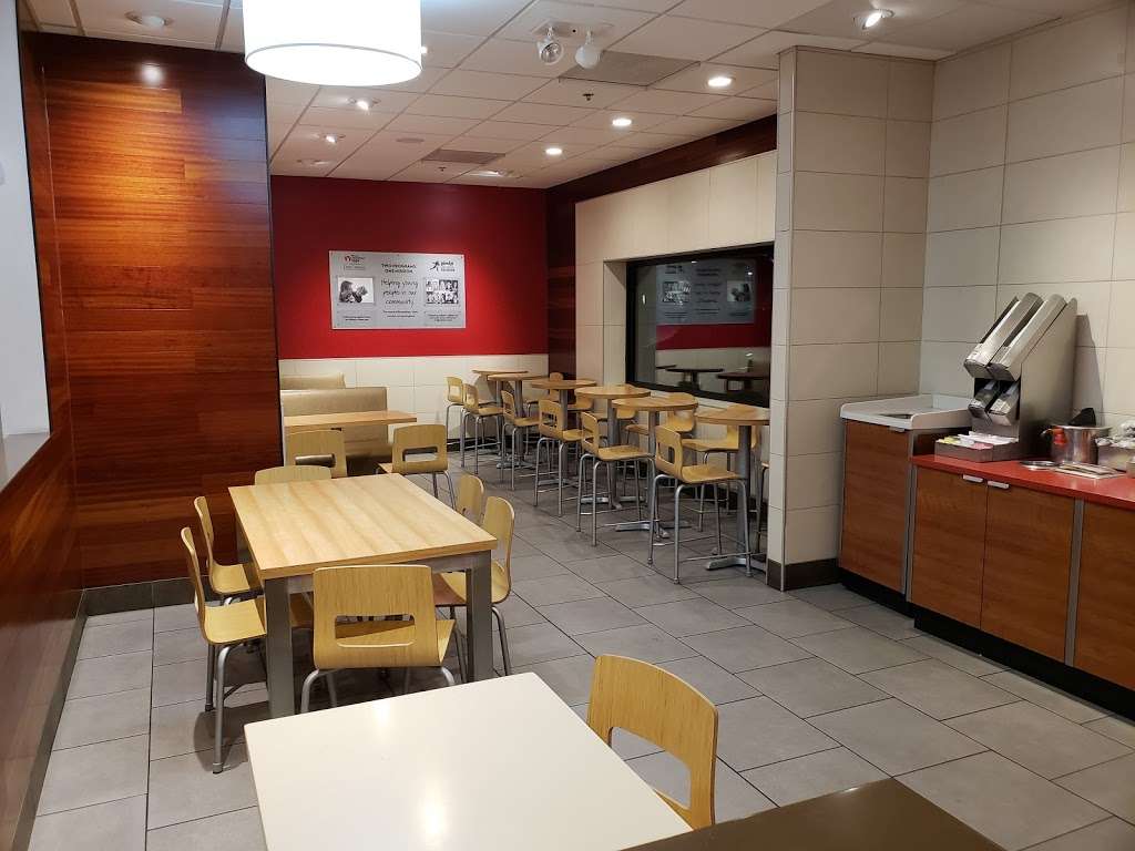 Wendys | 3520 W Baseline Rd, Laveen Village, AZ 85339, USA | Phone: (602) 237-2176