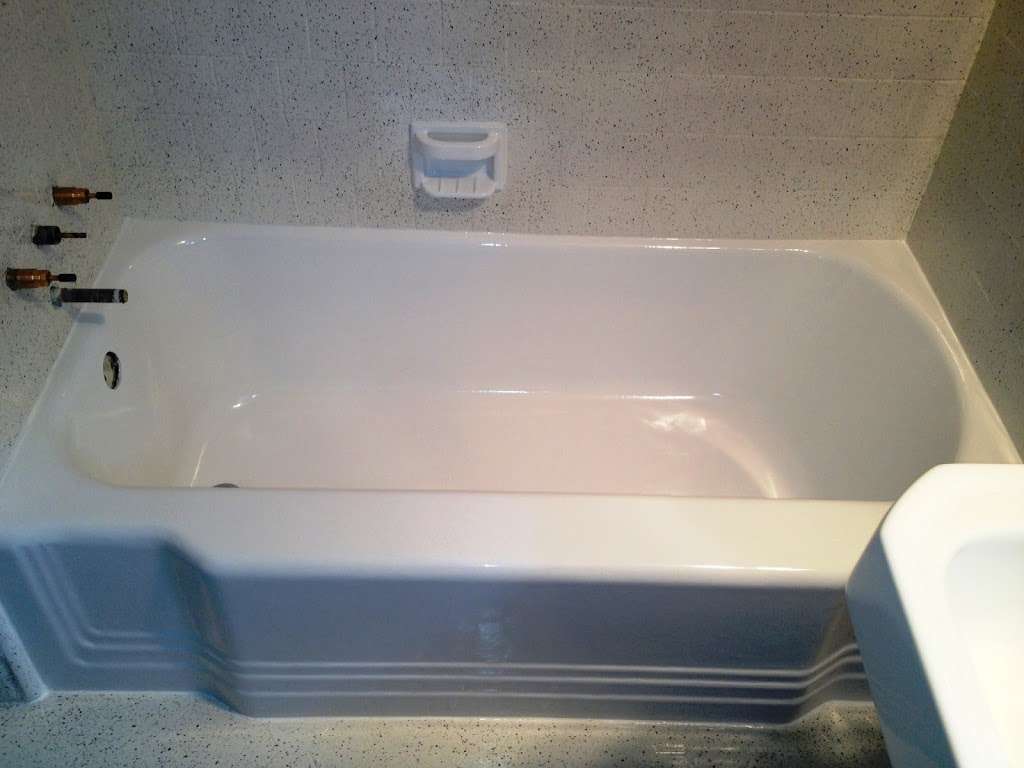 DD Master Tub | 1760 Barker Cypress Rd #923, Houston, TX 77084, USA | Phone: (832) 845-8407