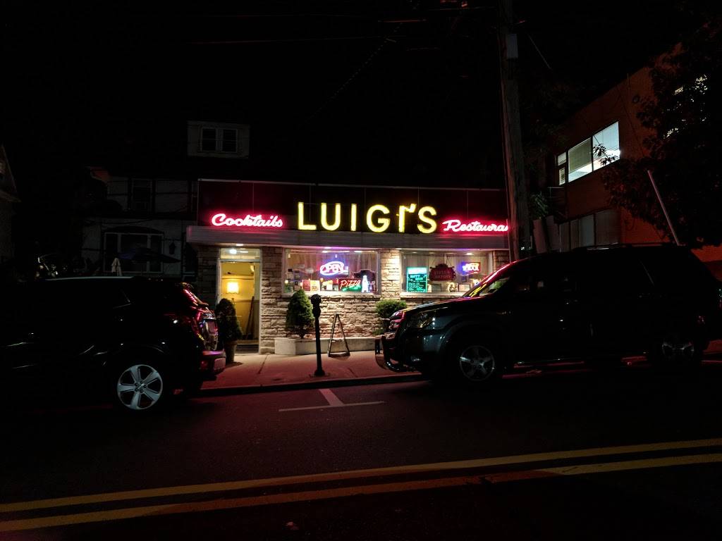 Luigis Restaurant | 54 Mt Vernon St, Ridgefield Park, NJ 07660, USA | Phone: (201) 641-9869