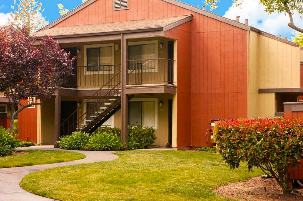 Kentwood Apartments | 550 River Glen Dr, Napa, CA 94558, USA | Phone: (833) 379-4412